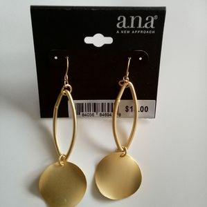 a.n.a A New Approach gold tone pierced circle/hoop dangle earrings